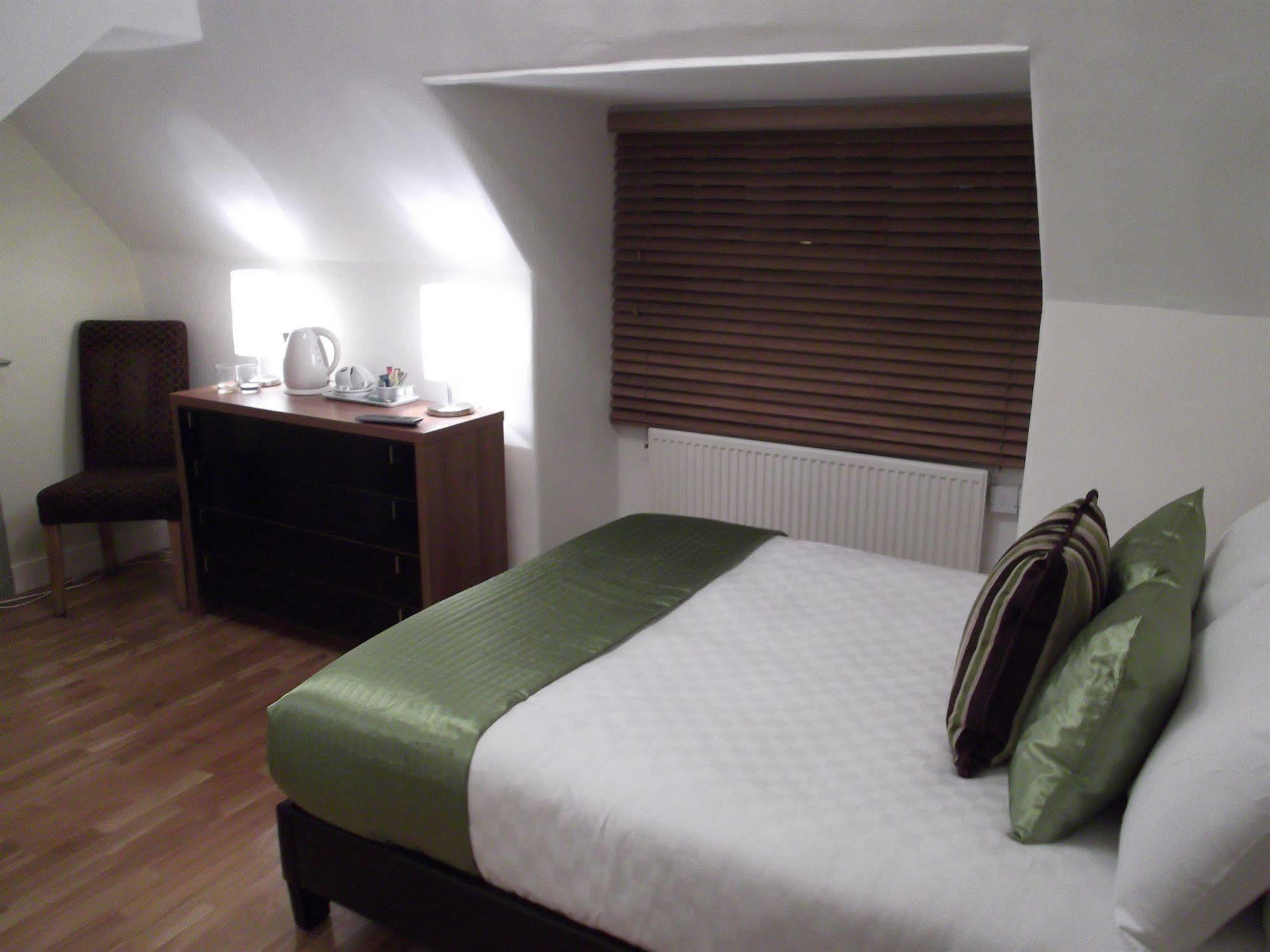 Hotel The Stag Enfield Zewnętrze zdjęcie